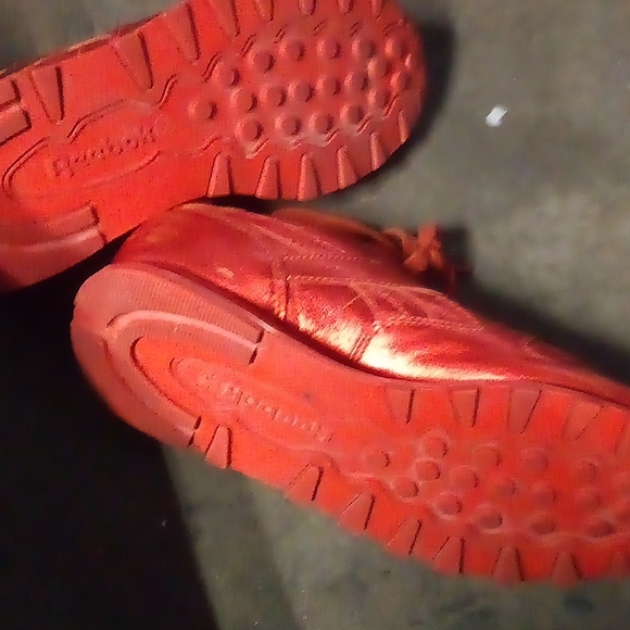 Limited edition 3alarm Red REEBOK cross trainers - Picture 9 of 12